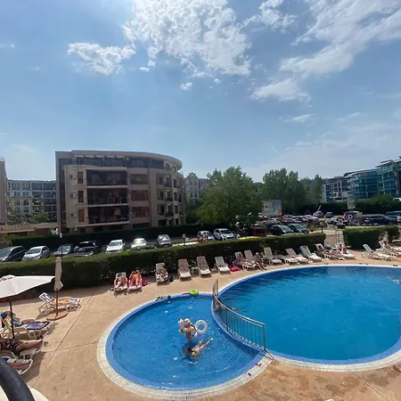 Kasandra 'д' 5 Sunny Appartement *