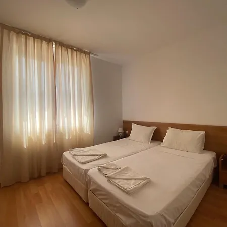 Kasandra 'д' 5 Sunny Apartment *