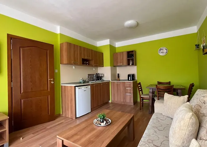 Kasandra 'д' 5 Sunny Apartment *