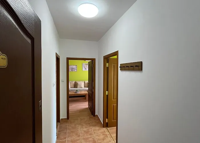 Kasandra 'д' 5 Sunny Apartment *